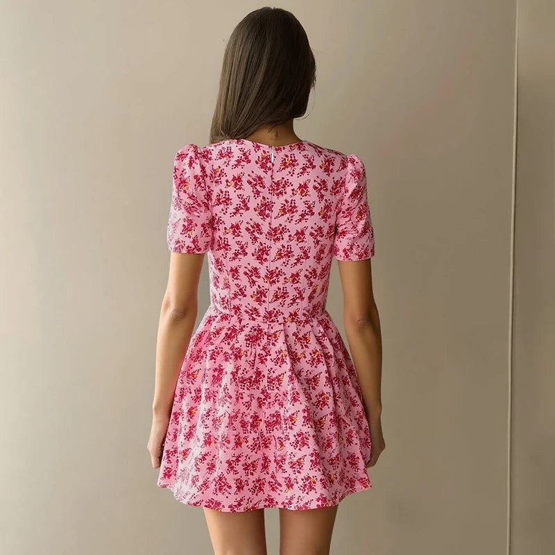 Floral Print V-Neck Pleated Mini Dress - Slim Fit Lace-Up Summer Vacation Outfit